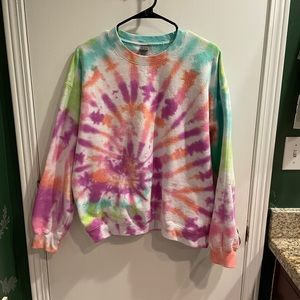 Tie dye crew neck